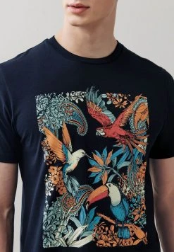 Next GRAPHIC - T-Shirt Print - Navy Blue Floral | Herren 7 Next GRAPHIC - T-Shirt Print - Navy Blue Floral | Herren -Next Verkäufe 2022 f9cfe9ac40f740498eb2b4167efd7f89