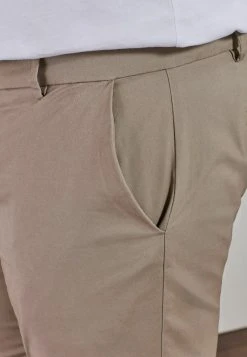 Next Herren Chino - Taupe Brown -Next Verkäufe 2022 faa60d2fdf5643b5ab1448c46725d367