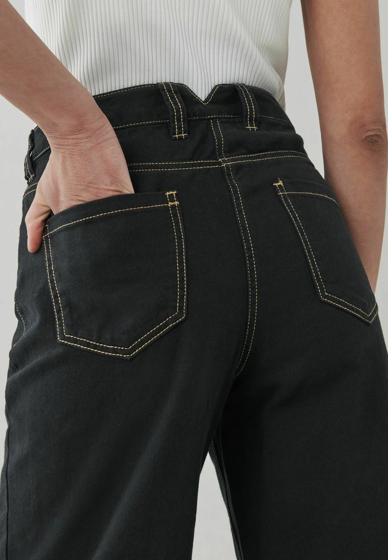 Next Damen Flared Jeans - Black 4 Next Damen Flared Jeans - Black – Bild 4