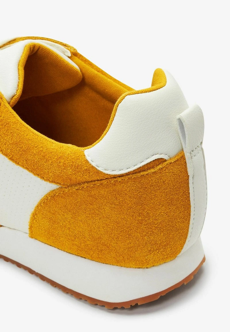 Next Damen FOREVER COMFORT RETRO STITCH JOGGER - Sneaker Low - Yellow 4 Next Damen FOREVER COMFORT RETRO STITCH JOGGER - Sneaker Low - Yellow – Bild 4