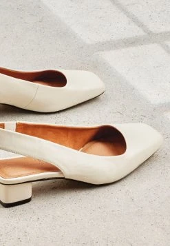 Next Damen Pumps - Off White -Next Verkäufe 2022 ffa4d06c7e3449c19051d806566f48e3