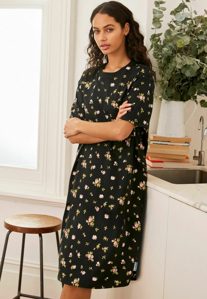 Next Damen Nachthemd - Black Floral 1 Next Damen Nachthemd - Black Floral